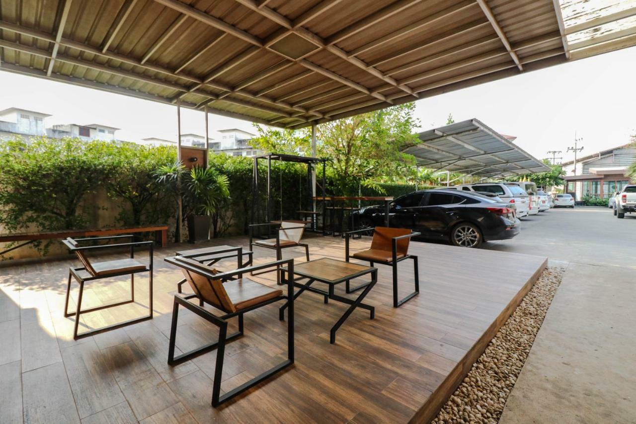 ดีดี เพลส Apartment สุพรรณบุรี ภายนอก รูปภาพ